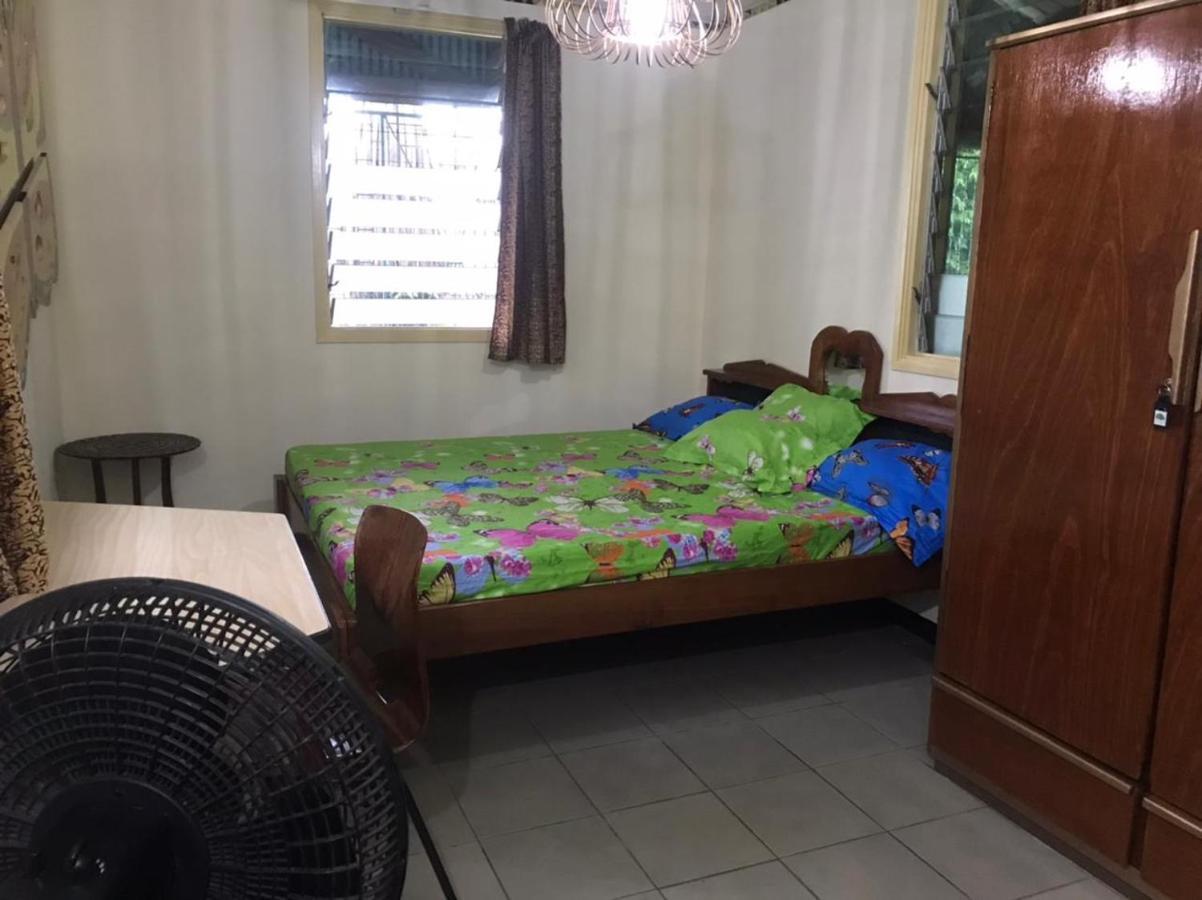 Unu Pikin Guesthouse Paramaribo Rum bild