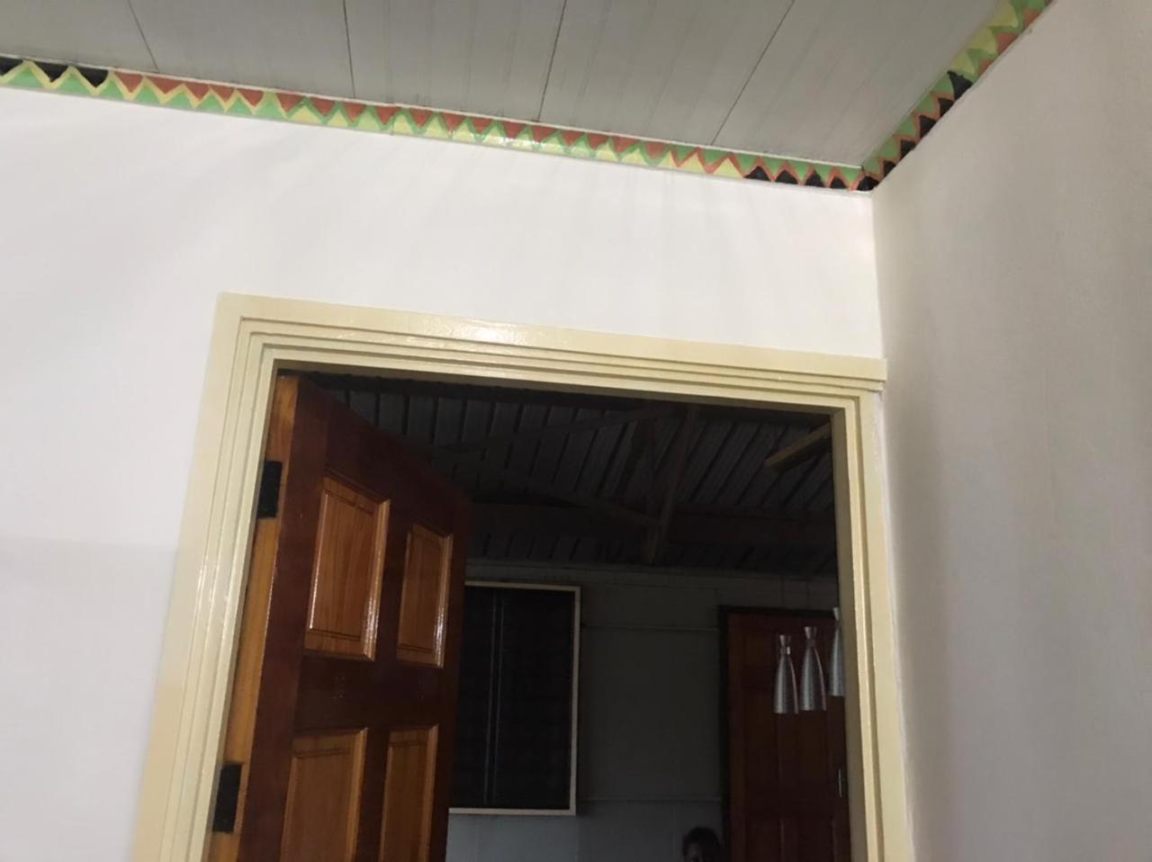 Unu Pikin Guesthouse Paramaribo Rum bild