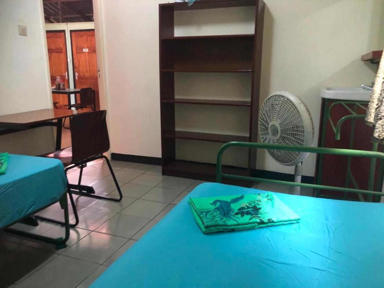 Unu Pikin Guesthouse Paramaribo Rum bild