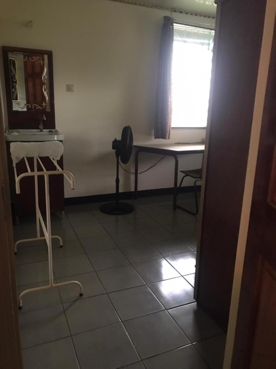 Unu Pikin Guesthouse Paramaribo Rum bild
