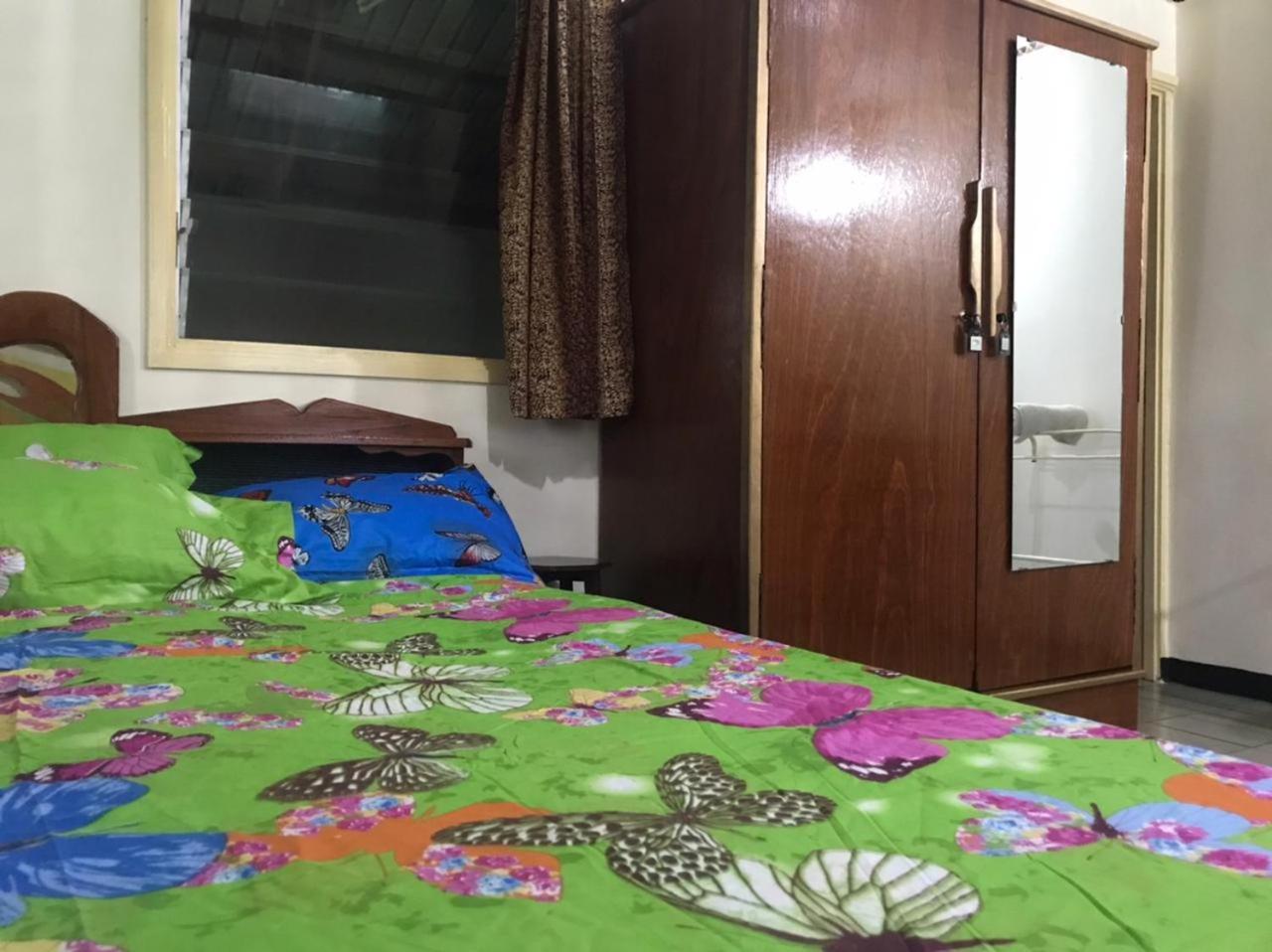 Unu Pikin Guesthouse Paramaribo Rum bild
